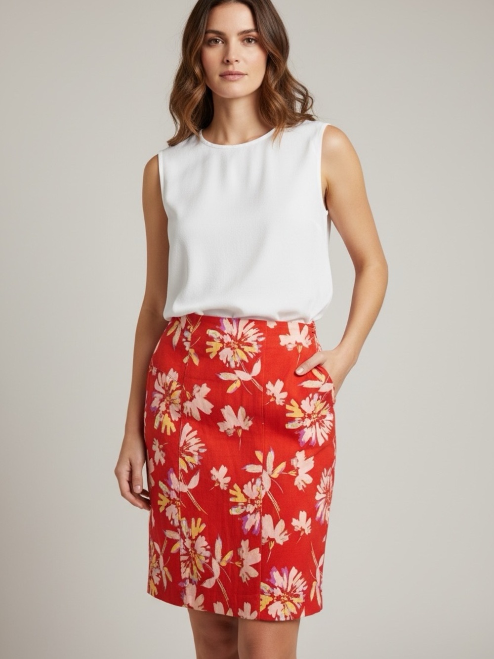 LYSSE New York Red Floral Pencil Skirt Size M Stretch Lined Excellent